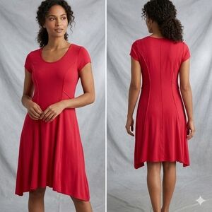 Chico’s Size 2 Red Rayon Fit & Flare Short Sleeve Dress (L/12)